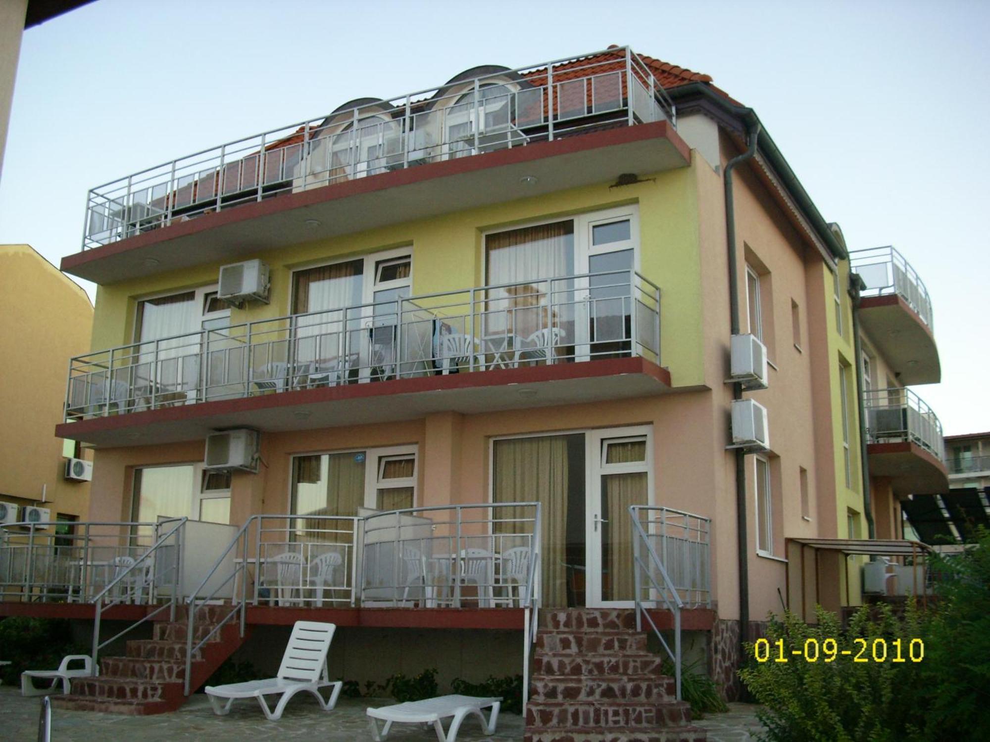 Barex Family Hotel Sozopol Esterno foto