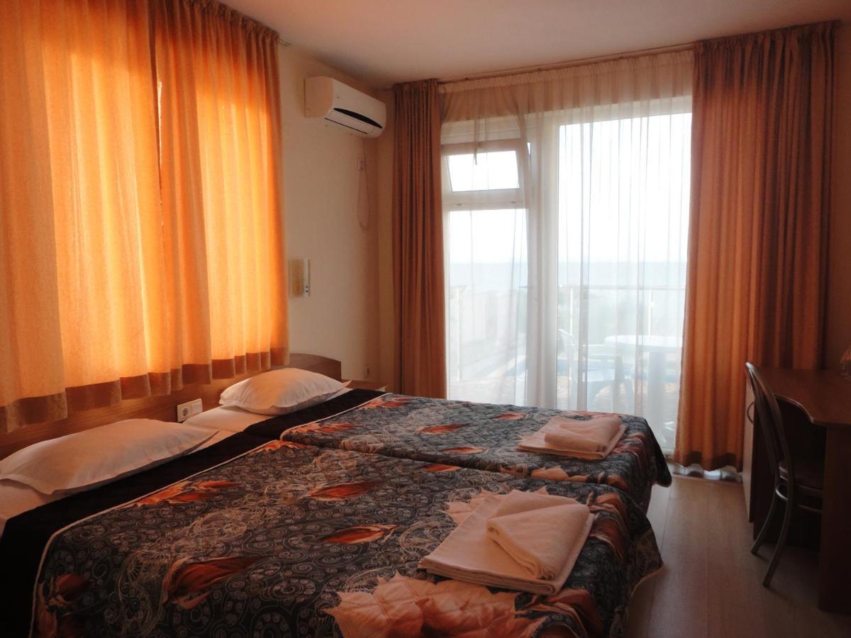 Barex Family Hotel Sozopol Esterno foto