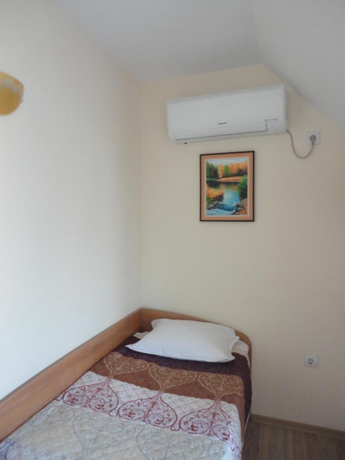 Barex Family Hotel Sozopol Esterno foto